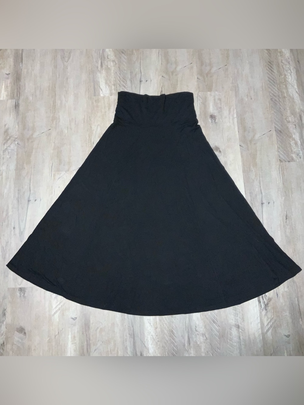 (Bin 20) GAP, Black Plain Skirt Flared A-Line, Size L